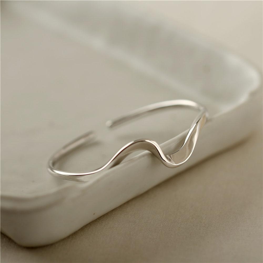 Water Wave Pattern Adjustable Bending Girls Jewelry Simple Bracelet Women Gift Opening Bangle