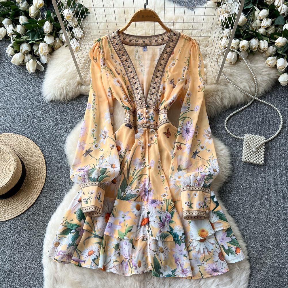 French romantic style V-neck floral dress for women's spring and autumn long-sleeved high-waisted lace-up and thin temperament A-shaped skirt