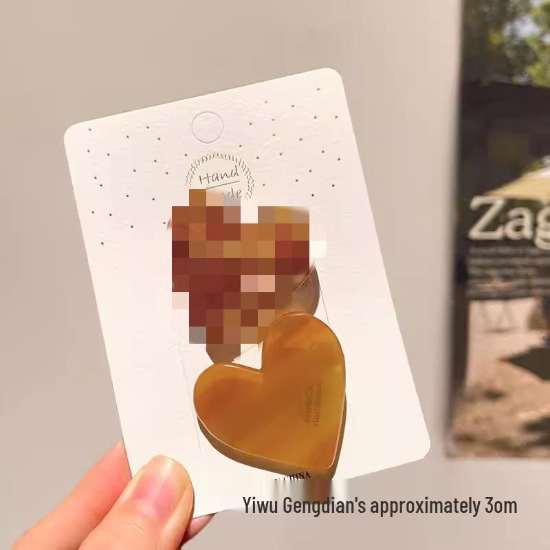 Retro Chic Heart Hair Clip: Cute, Simple, Versatile Side Clip