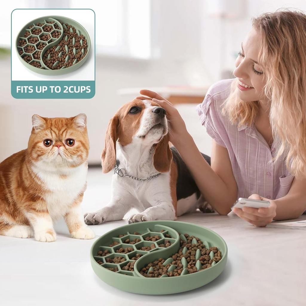 Slow Feeder Dog Bowls, Silicone Pet Food Bowls with Suction Cups, Non-Slip Dog Feeding Slow Down Pet Eating Speed for Fast Eaters, Anxiety Relief &