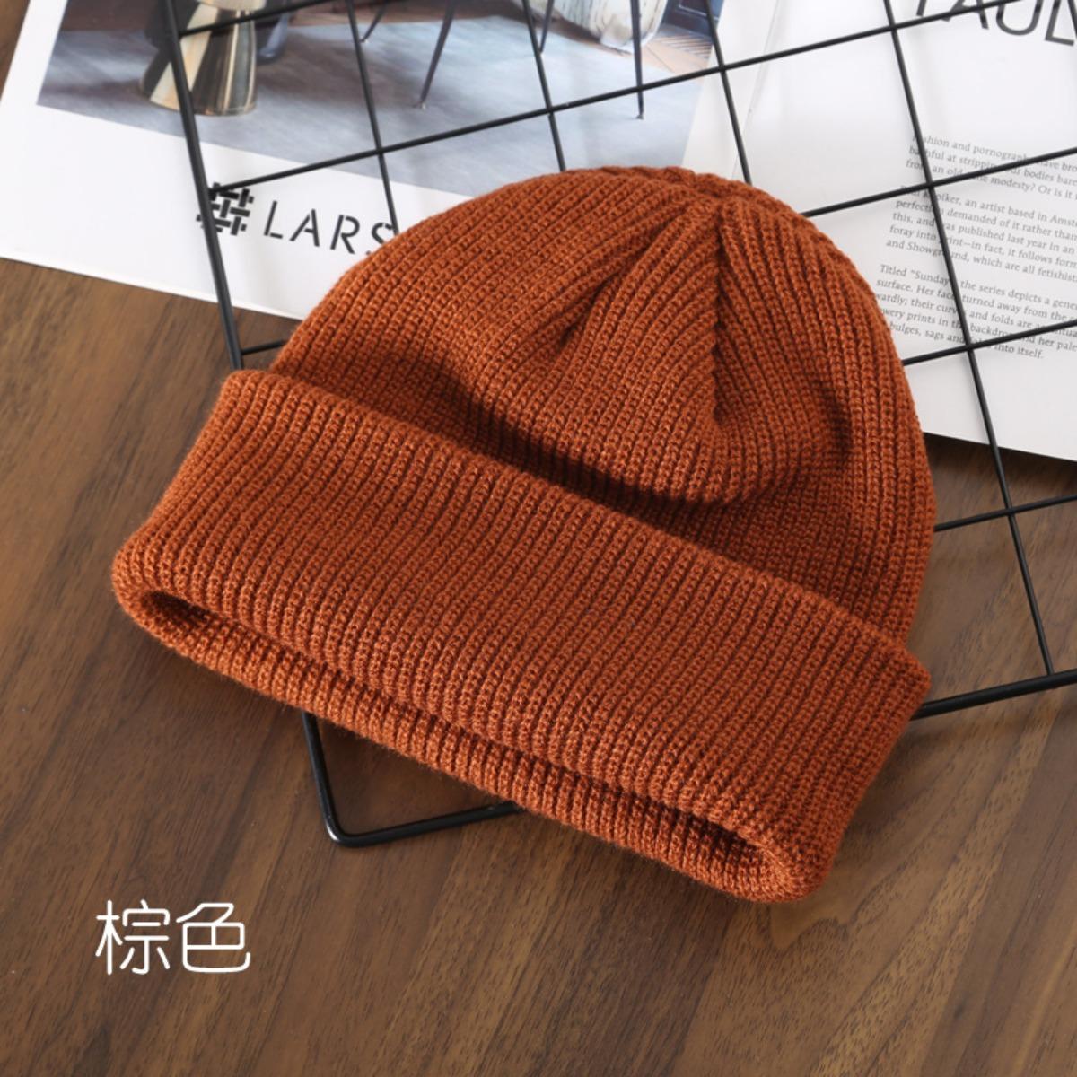 

Жіночий капелюх, однотонний, легка пластина, підвернутий край, в язаний капелюх, вуличний капелюх, повсякденний капелюх, холодний капелюх, теплий капелюх, вовняний капелюх коричневий