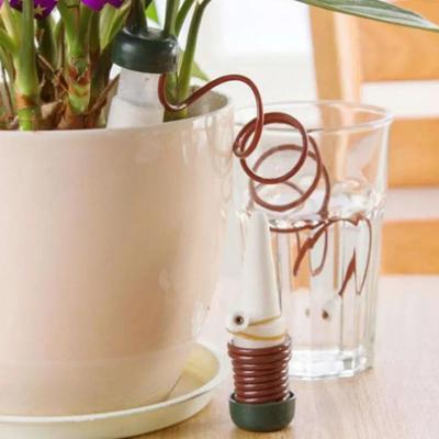 2/4 Stück Keramik Selbstbewässerungsspitzen Automatische Pflanzen-Tropfbewässerung Wasserpfahl für Garten Gemüsegarten Tropfbewässerungssystem