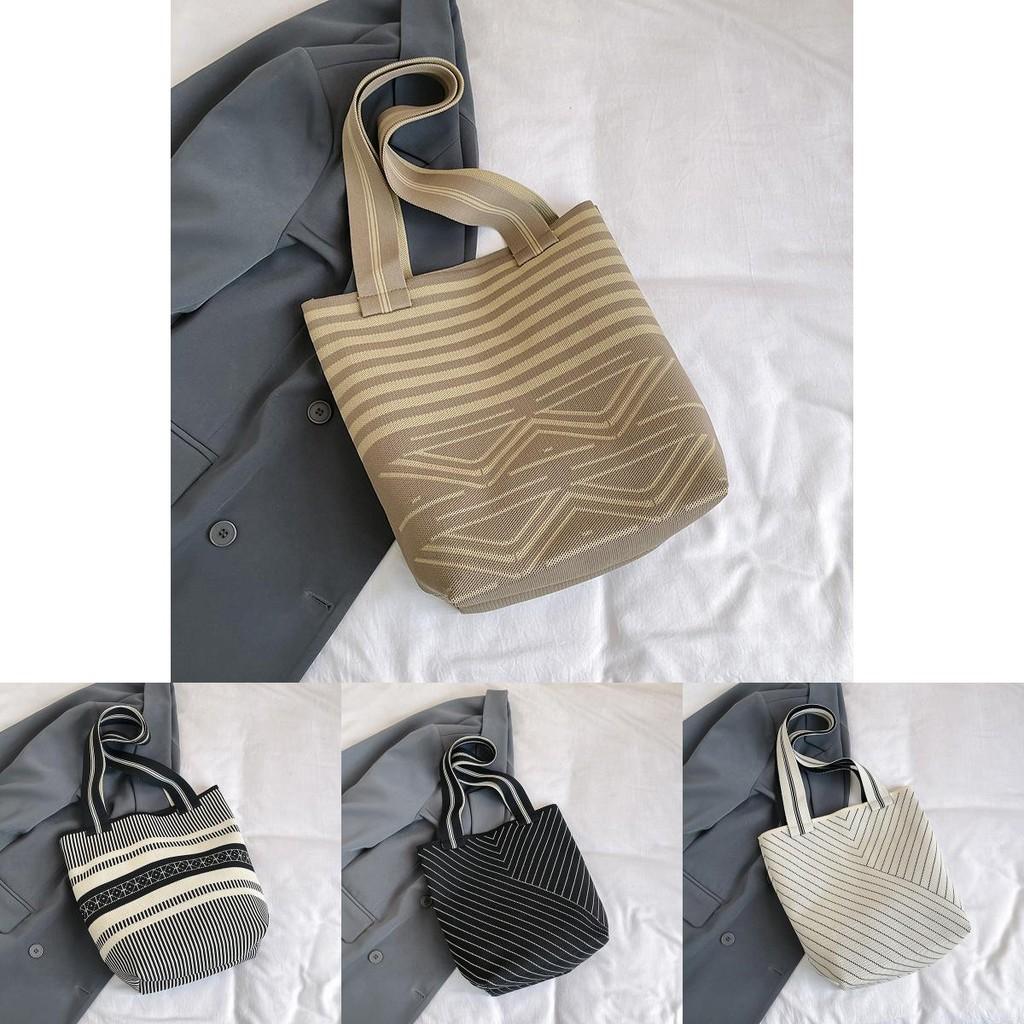 Fashionable Large Capacity Tote Bag For Women Summer Commuter Bucket Design
