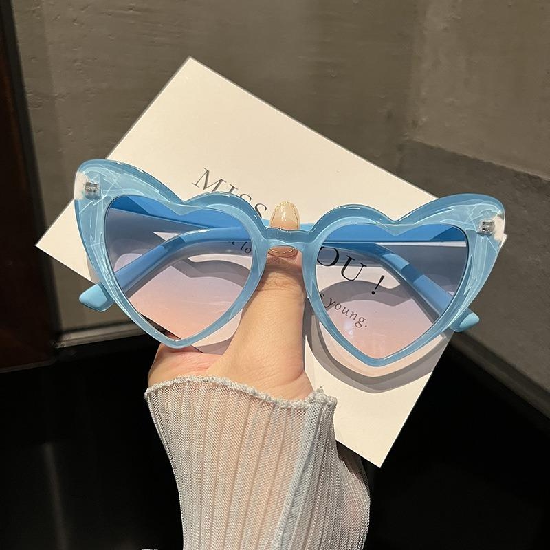 non-polarized Fashion Party Cute Heart Shaped Sunglasses Women Vintage Retro Style Heart Cat Eye Sun Glasses