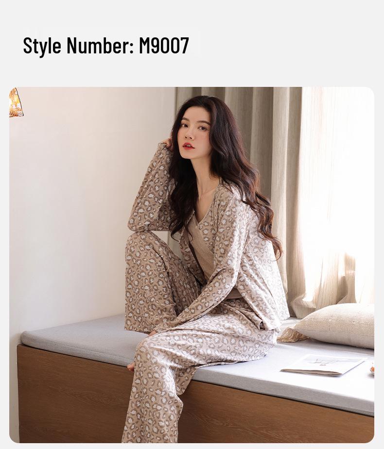 Women's Autumn/Winter Modal Pajama Set: Long Sleeve, Long Pants, Chest-Pad Camisole, 3-Piece Casual Homewear.