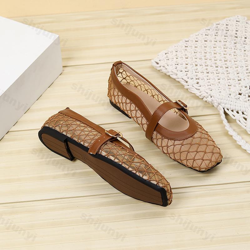 Fashion Niche Mesh Ballet Style Women's Shoes Spring 2025 New Style Breathable Hollow Retro Flat Sole Sandals Elegant Fishing Net Shoes