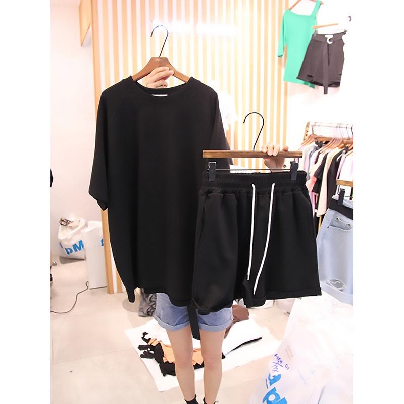 2025 în stil coreean de vară casual pentru femei din două piese: Tricou lejer și pantaloni scurți cu picioare largi