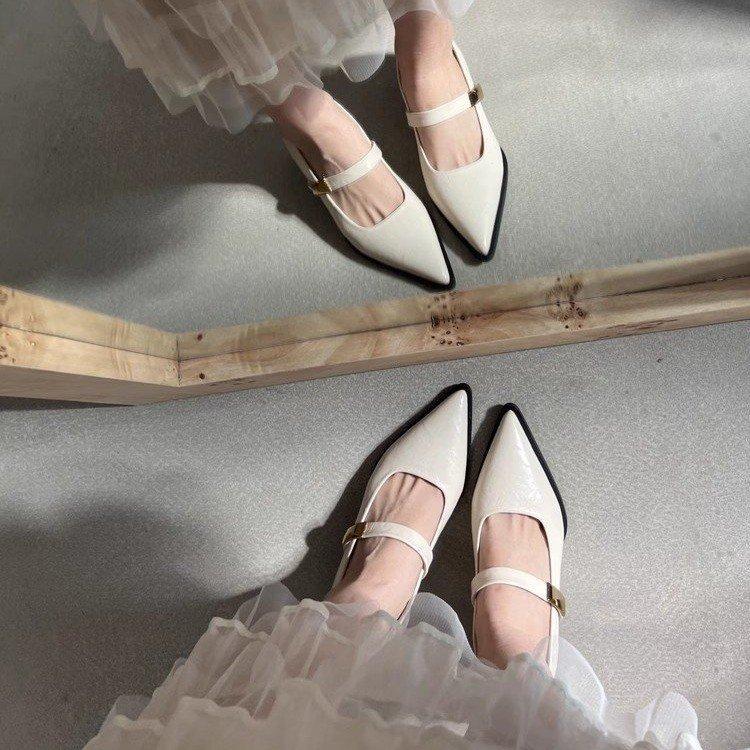 [Ushilai] French pointed temperament Mary Jane shoes women's 2025 spring new fashion shallow mouth versatile single shoes