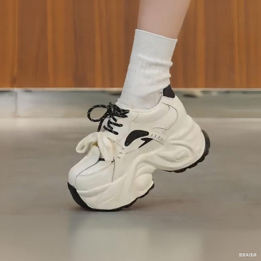 Inner height-increasing dad shoes women's new autumn versatile thick-soled non-slip small people show their feet small sports and leisure shoes