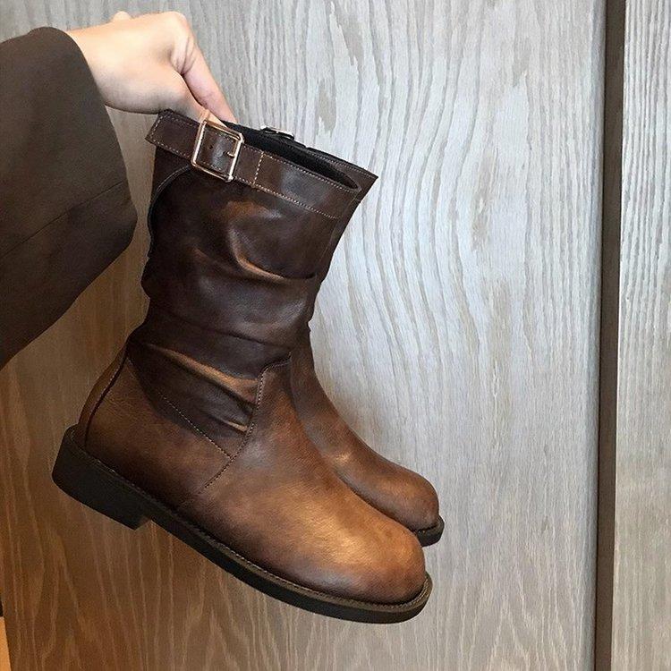 

Fried chicken and foreign style! Korean small short boots women s 2025 new single boots fat brown round head pleated medium tube Martin boots 40