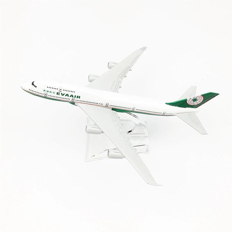 Alloy Aircraft 16cm B747 Air EVA Model Airplane 1/400 Scale 747 Metal Plane Model With Base Aviation Enthusiasts Gift