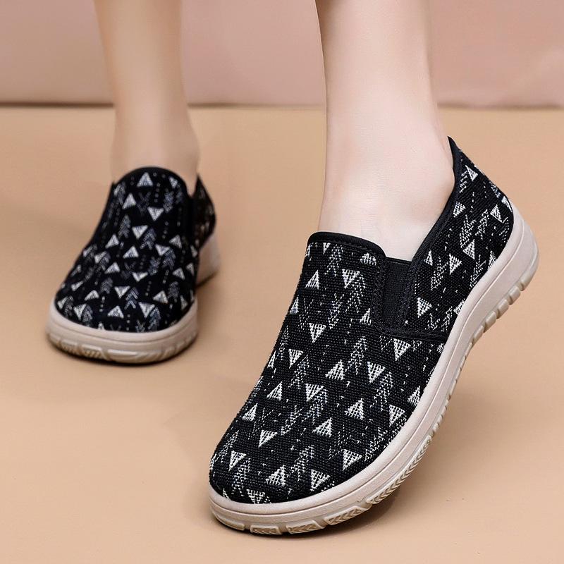 Shoes women's shoes versatile summer new breathable soft sole not tired feet mother shoes cloth shoes women