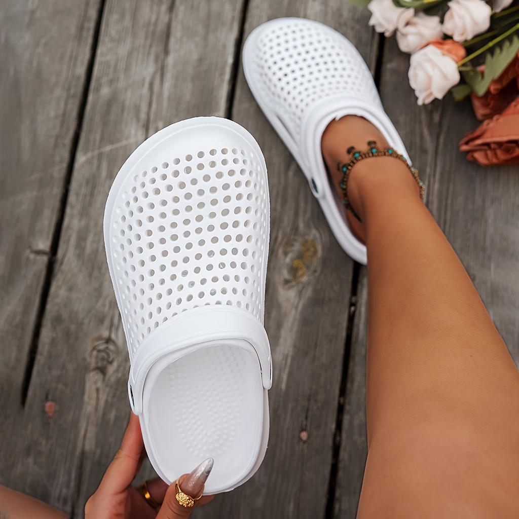 Thickened, Solid Color Unisex Clogs, Lightweight Non-Slip EVA Slides, Summer Indoor and Outdoor Beach Garden Sandals.