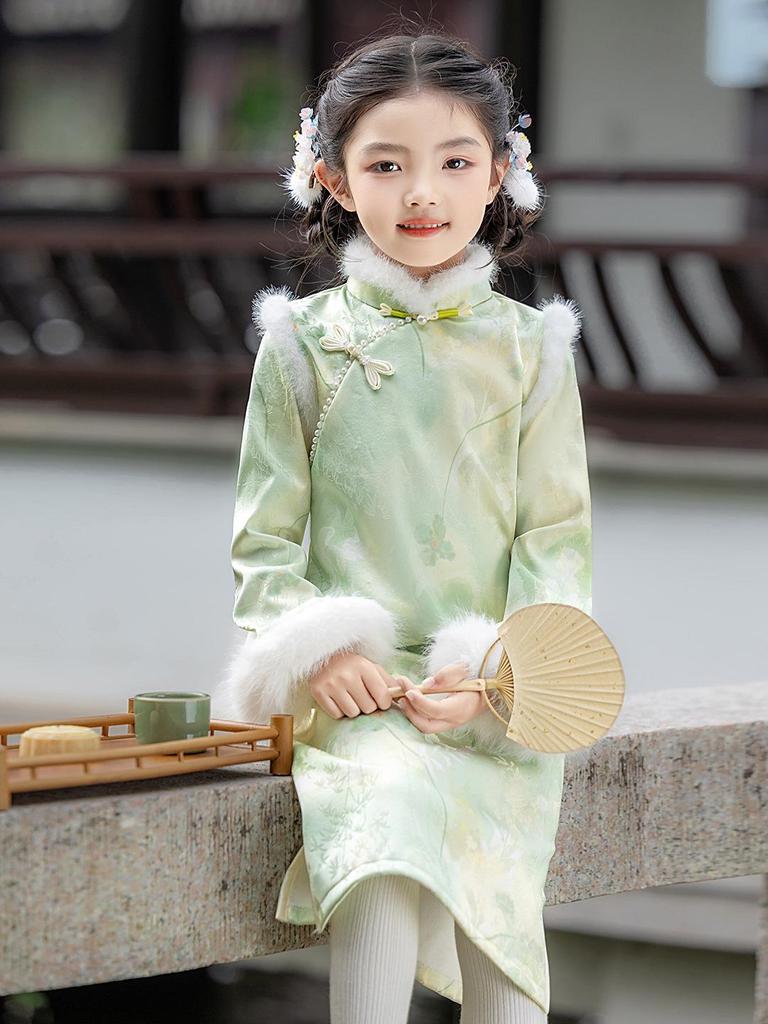 Winter-Samt-Qipao-Kleid für Mädchen 2025 - Chinesischer Stil Rock mit langen Ärmeln