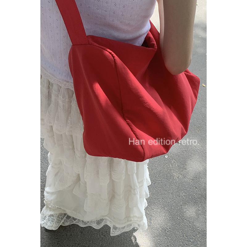 College-stil avslappet lerretspose dame 2025 ny enkel totebag allsidig stor kapasitet skulderveske puteveske