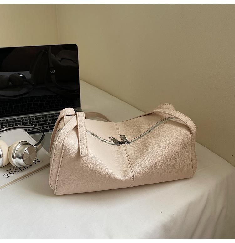 

Сумка женская 2025 Новая нишевая дизайнерская сумка-тоут Модная универсальная сумка для通勤 Ретро сумка через плечо