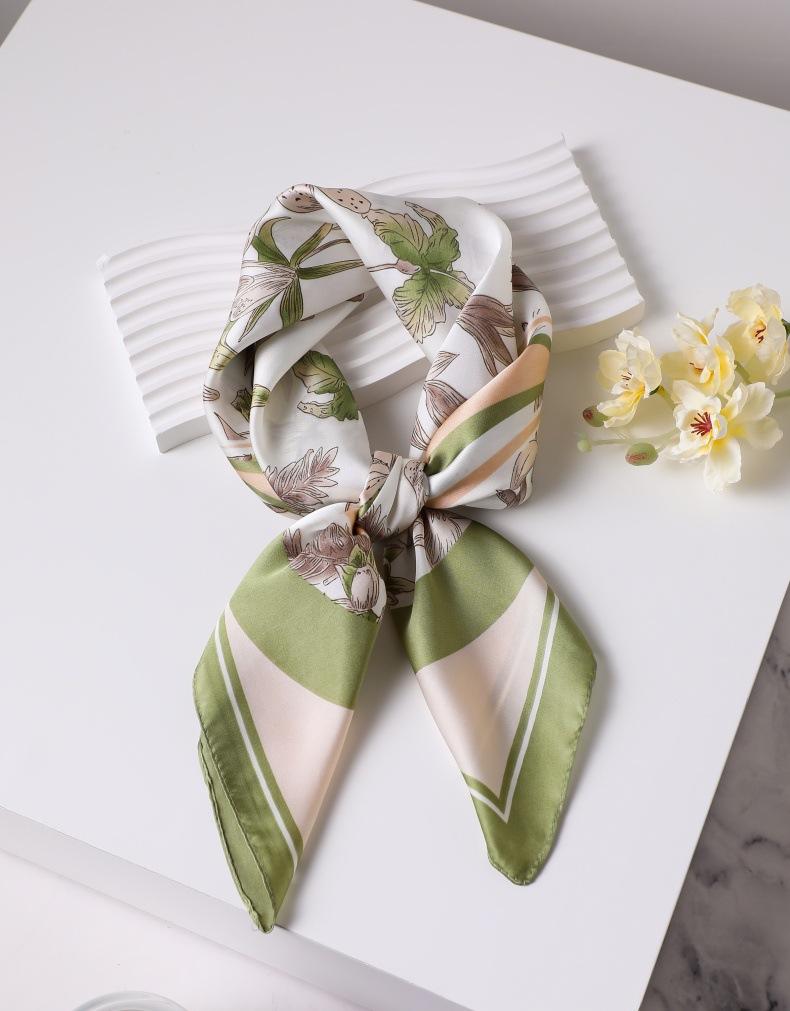 Luxury Printed Silk Scarf Women Simulated Silk Elegant Blue Versatile Headwear Bag Accessories Clothing Fashion Square Scarf