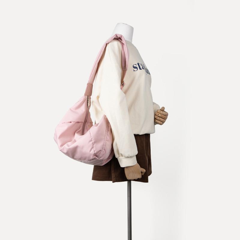 

Дизайнерская женская сумка-бродяга через плечо, большая нейлоновая повседневная сумка через плечо под мышками