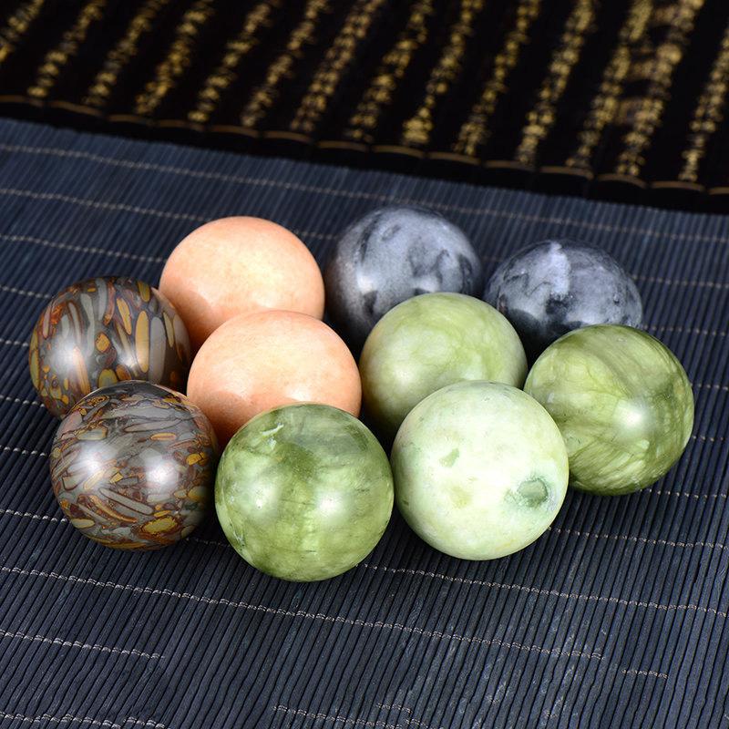 1Pair 50mm Natural Jade Baoding Ball Fitness Handball Quartz Sphere Relaxation Hand Wrist Exercise Massage Therapy Healing Stone
