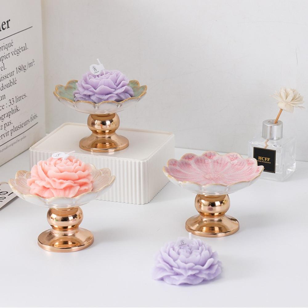 Creative European Style Ceramics Candle Stand Exquisite Romantic Candle Holder Light Luxury Candlestick Desktop