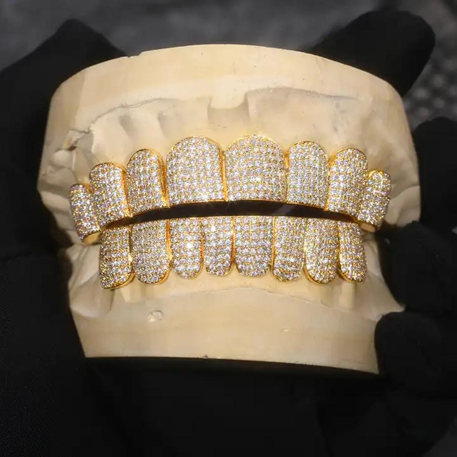 Hip Hop Teeth Grills 18K Gold Plated Copper Zircon Bling Rap Performance Mouth Jewelry Party Props Accessories