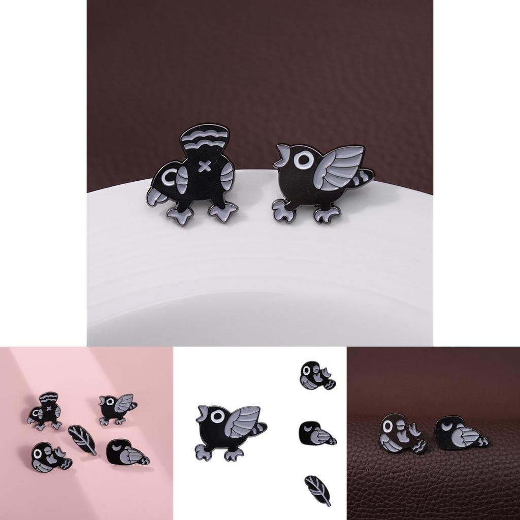 Trendy Animal Cartoon Style Black Punk Bird Brooch Eye-catching Metal Pin For Fashion Lovers