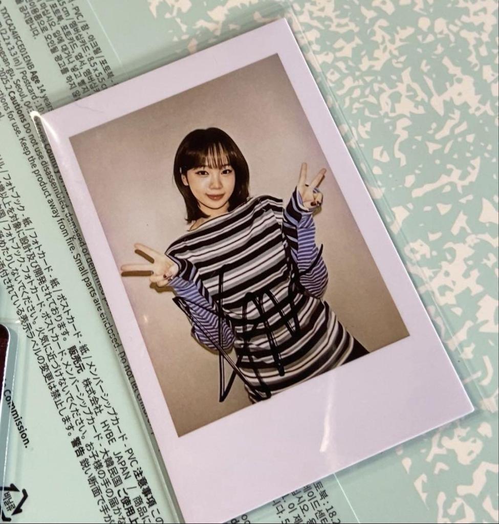 [USED] Lu Seraphim Chaewon HOT idoustage Limited Edition Instax Trading Card 3