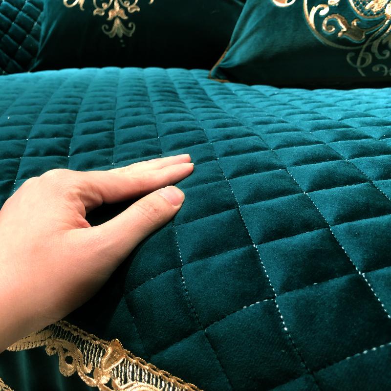 European Sofa Cover Luxury Short Plush Quilting Non-slip Sofa Cushion Thicken 1/2/3/4 Seat Couch Cushion Sofa Towel Home Decor
