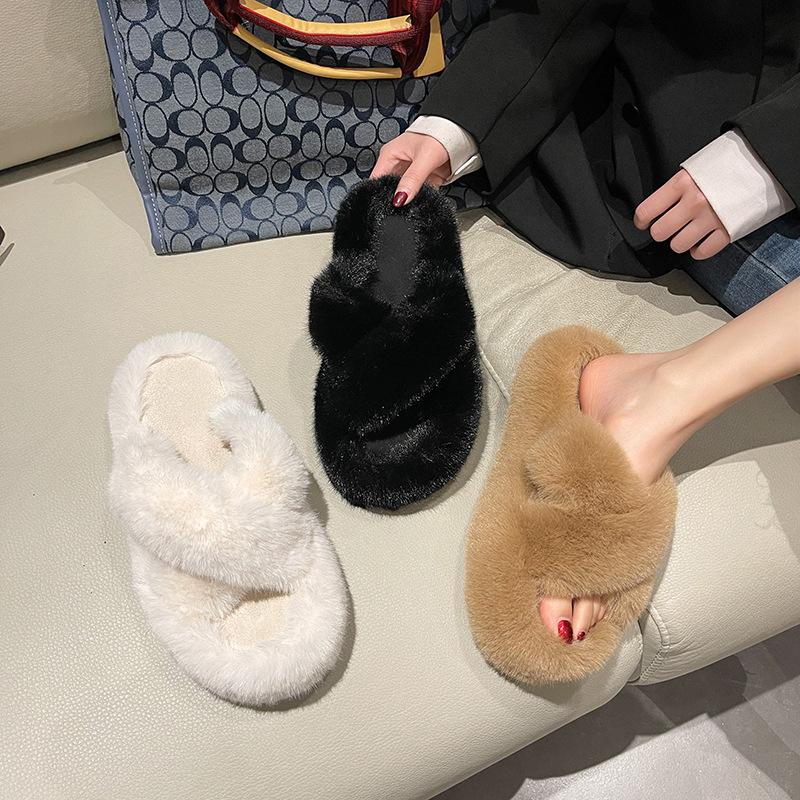 New Korean version of cute plush slippers women's 2025 winter wear warm thick bottom home indoor plush slippers