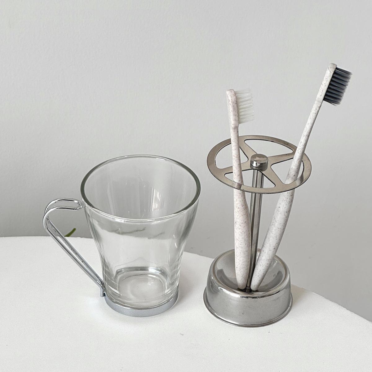 

1шт. Стойка для хранения зубных щеток. Полка для зубных щеток из нержавеющей стали. Многофункциональный держатель зубной пасты. Хранение электрических зубных щеток.