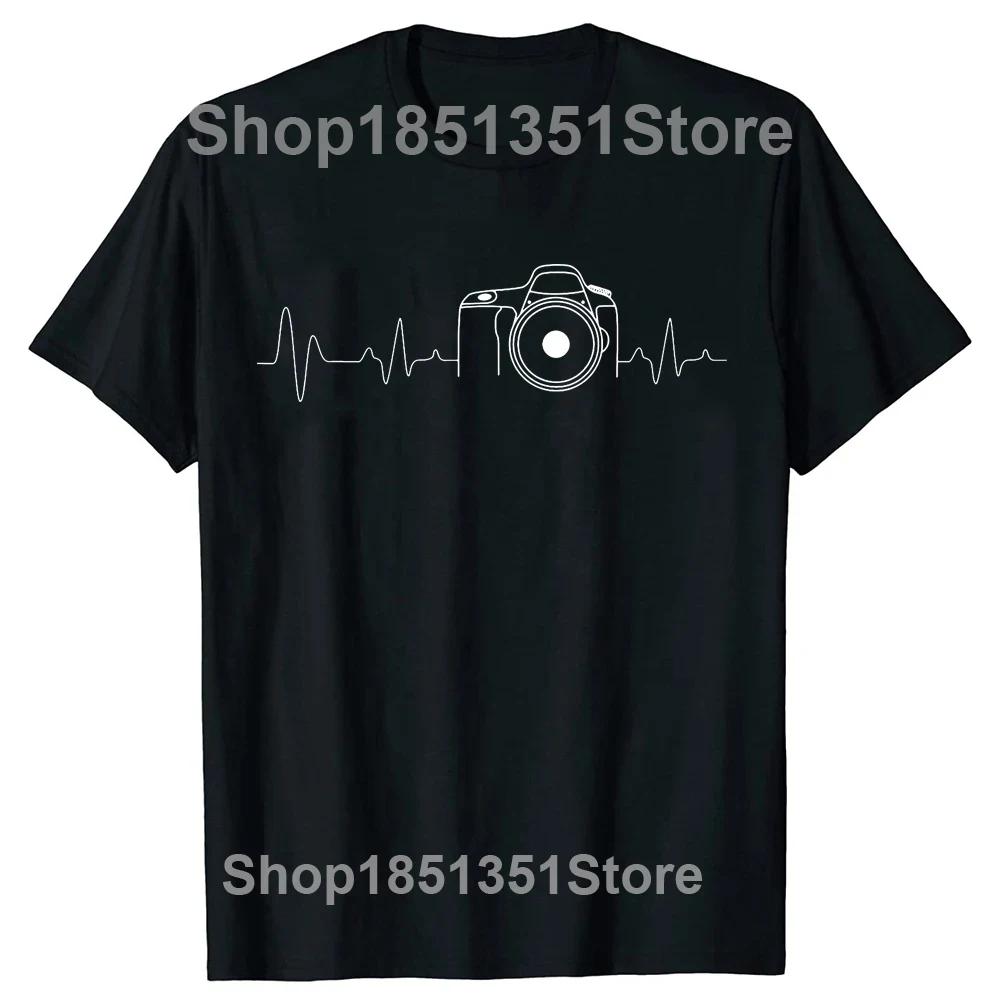 Funny Photographer HeartBeat Photography Camera T Shirts Summer Style Graphic Cotton Streetwear Short Sleeve Gifts Tshirt Men