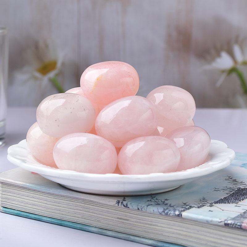 Natural Rose Quartz Tumbled Stone Ornament - Mineral Specimen for Teaching and Popular Science, Gemstone Bathtub Decor.