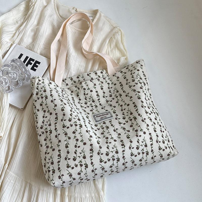 Premium Commuter Tote Bag Large Capacity New Niche One Shoulder Handbag for Women Versatile Mommy Bag