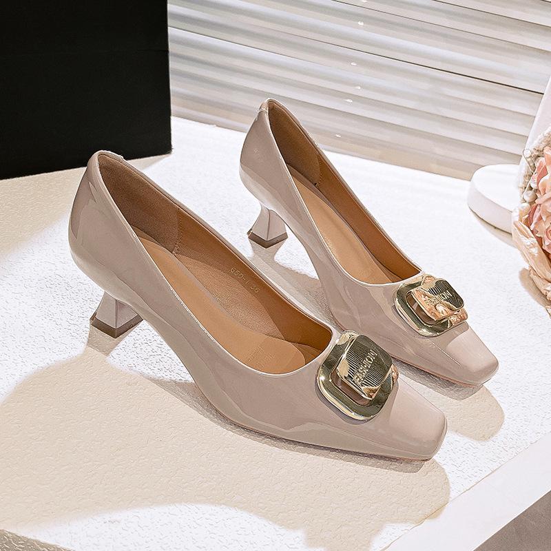 

Французские туфли-лодочки с открытым верхом на среднем каблуке, женские, 2025, новая коллекция весна-осень, туфли на маленьком каблуке с квадратным носком, женские красные туфли на высоком каблуке-шпильке 40 абрикосовый