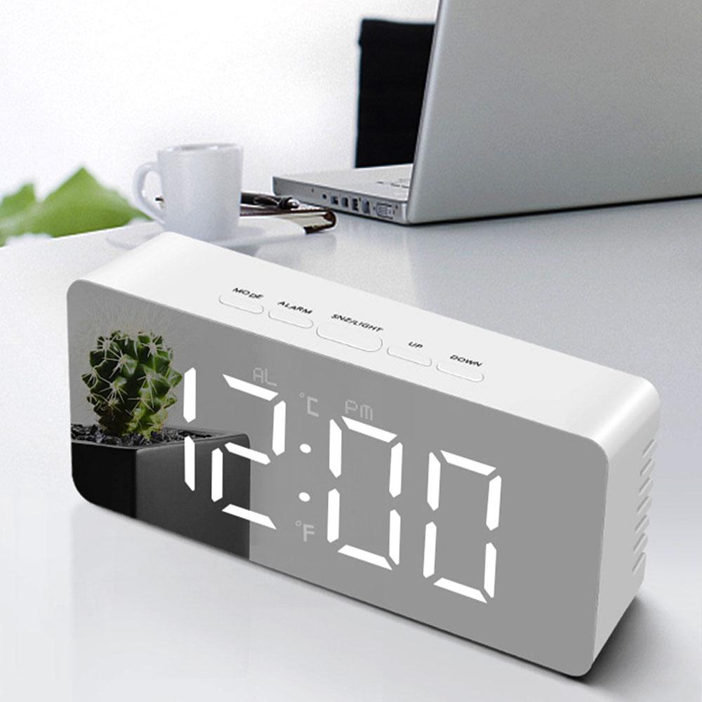 Yujeubi Mirror-Type Led Desk Clock