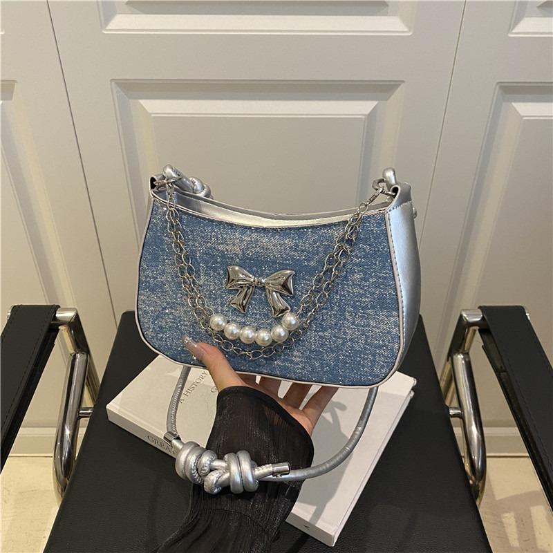 Underarm bag female design sense niche summer new fashion now popular bow shoulder messenger bag