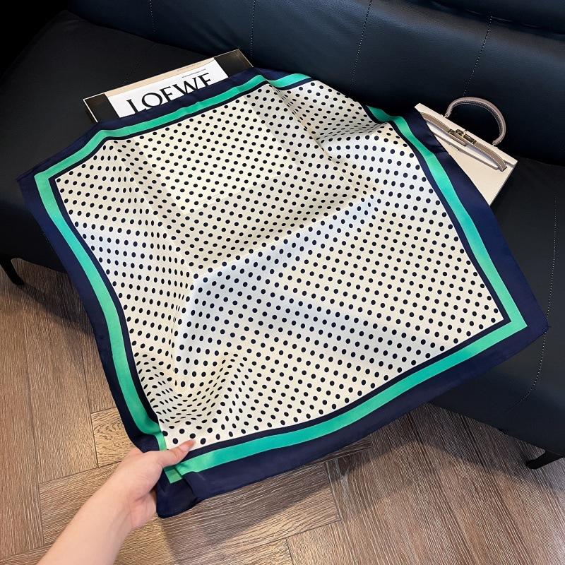 New silk scarf women's fashion versatile high-end small square scarf Korean version neck protection scarf spring and autumn retro scarf binding bag