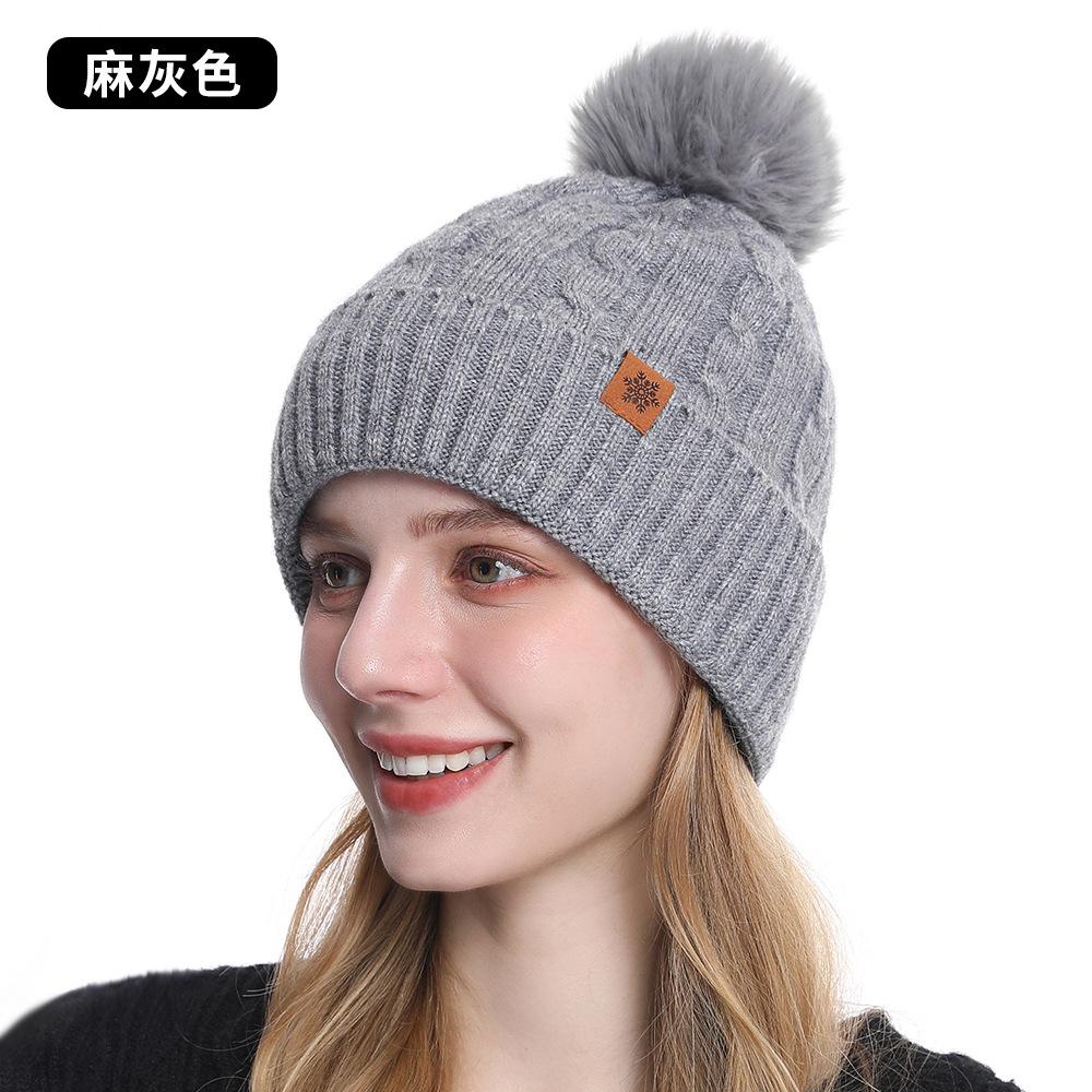 

Вязаная шапка, женская зимняя теплота, защита ушей при езде, шерстяная вязаная шапка, шарф, перчатки набор из трех предметов