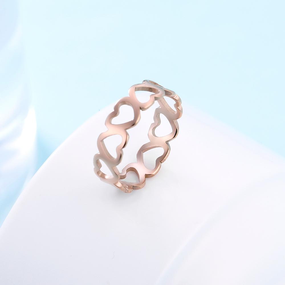 Krásný prsten s dutým srdcem Skyrim z nerezové oceli Romantické barvy růžového zlata Ležérní snubní zásnubní prsteny Šperky Dárek pro ženy