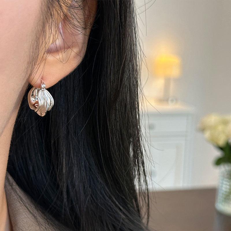 Irregular U-Shaped Striped Metal Ear Cuffs - Women’s Unique, Exquisite, High-end Luxury Earrings