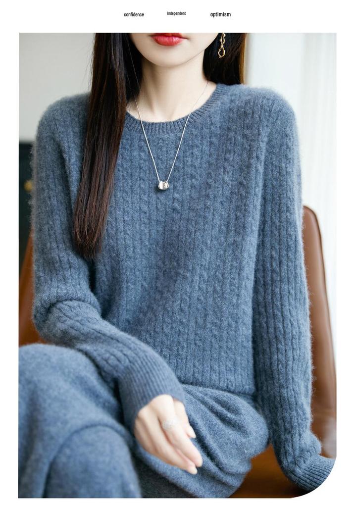 Women's 100% Wool Cable Knit Pullover: Loose, Long Sleeve, Round Neck, for Autumn/Winter