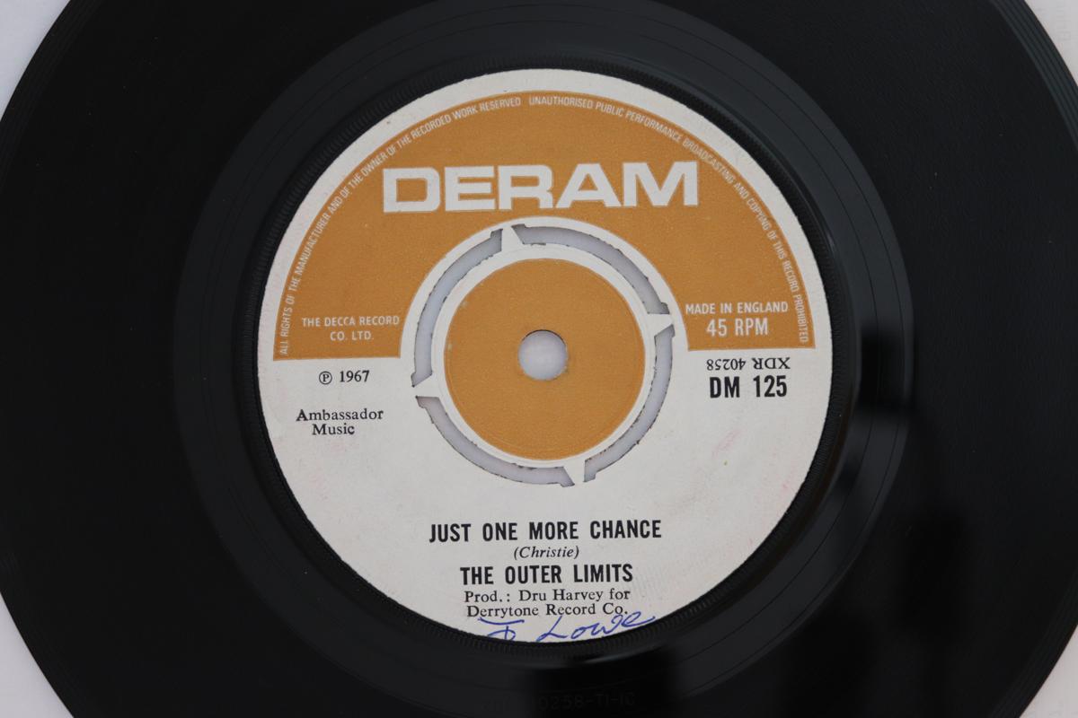

7inch Record OUTER LIMITS - Just One More Chance DM125 Deram 1967 UK Rock Used