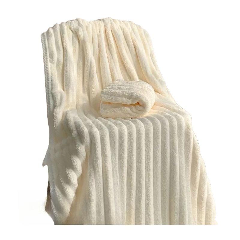 Coral Fleece Bath Towel 70 X 140cm Strip Shaped Pattern Bath Towel for Women, Quick Drying Thickened Bath Towel