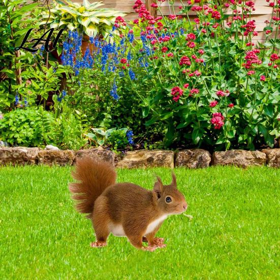 Weather Resistant Backyard Sculpture Realistic Squirrel Garden Stake 2D Flat Acrylic Yard Art Natural Landscape Accents Cute Ornament for Outdoor
