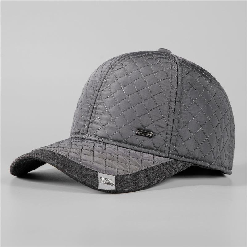 

Мужские шапки навалены и утолщены зимой, холодостойкие и теплые хлопковые шапки, а мужские уличные шапки-ушанки в тренде зимой. Adjustable серый