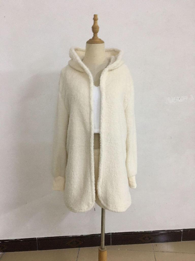 Damen Europäischer und Amerikanischer 2025 Herbst/Winter Langärmeliger Plüsch Dreiteiler Weste und Shorts Set