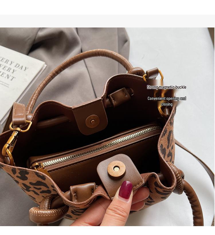 Luxury Suede Tote & Bucket Bag: Stylish Mother-Child Shoulder/Crossbody with Ruched Design