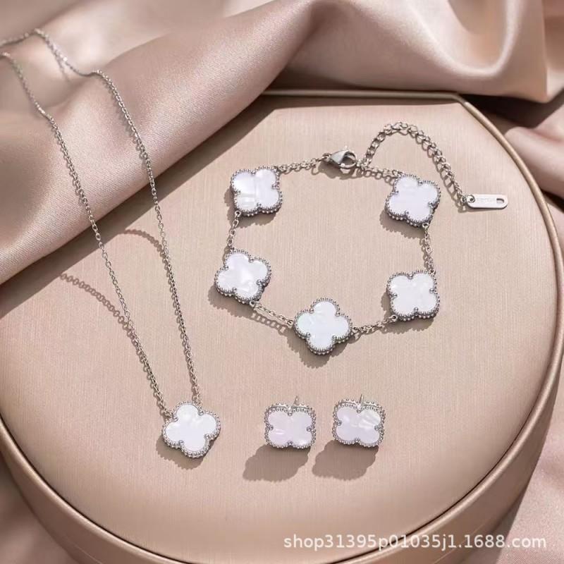 15mm Kleeblatt Anhänger Halskette Set Damen Titanstahl Hypoallergen Minimalistischer Schmuck Geschenk