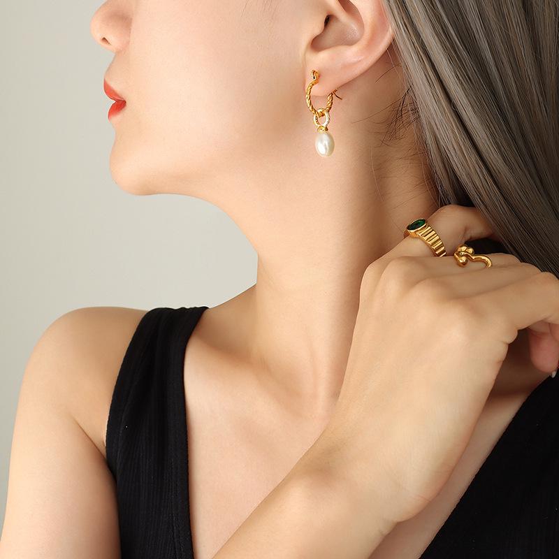 Cartilage Snake Bone Chain Pendant Necklace, 18k Gold Titanium Steel, Non-Fading Jewelry for Women