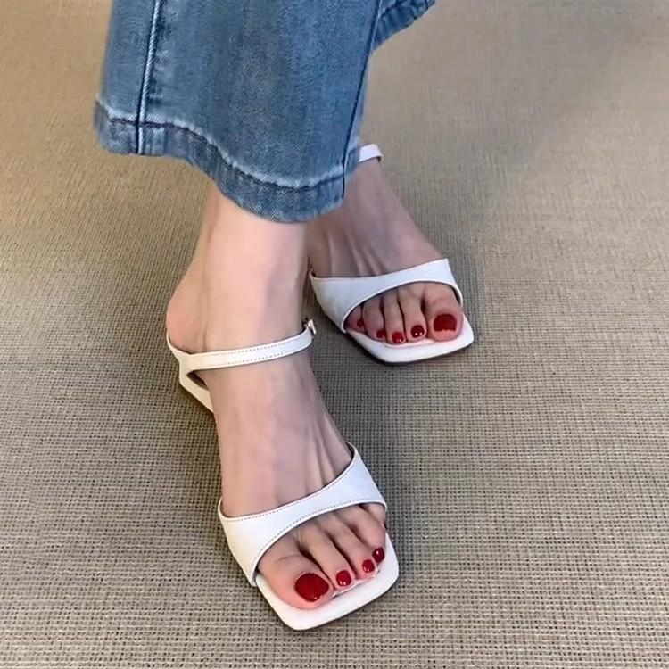 Soft leather version~ Simple temperament thick heel square head sandals women's retro versatile skirt elegant fashion commuter sandals